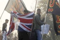 بريطانيا ترفع حظر السفر إلى إيران 