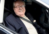 محاكمة جديدة لجان ماري لوبن في فرنسا