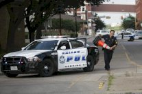 مسلح يقتل شخصين ثم ينتحر