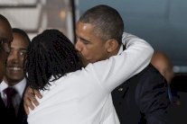 أوباما يصل إلى أرض أجداده