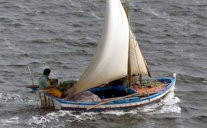 ليبيا تحتجز 16 صيادًا مصريًا اخترقوا المياه الإقليمية