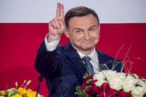 رئيس بولندا المنتخب اندري دودا يتسلم مهامه رسميا