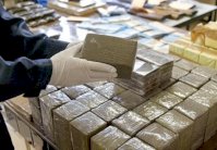 توقيف عشرة آلاف شخص على صلة بقضايا مخدرات في الجزائر