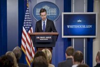 الخلاف حول ايران يهز الحزب الديمقراطي