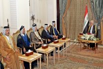  الأحزاب الكردية تتجه لتمديد ولاية بارزاني عامين 