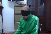 فيديو يكشف تعذيب الساعدي القذافي