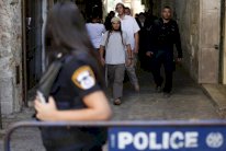 اعتقالات في المستوطنات بعد مقتل رضيع فلسطيني حرقًا