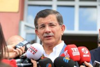 داود أوغلو للإرهابيين: لن تنالوا من أمننا