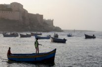 فقدان 13 صيادا جنوب المغرب جراء عاصفة 