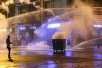 اللبنانيون في الشارع ضد الفساد والنفايات وعجز السلطة