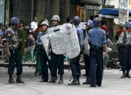 بورما تمدد حالة الطوارئ في الشمال المضطرب