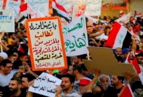 عراقيون لسلطات إيران: لا تقفوا مع الفاسدين! 