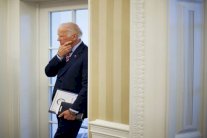 تعثر حظوظ هيلاري يفتح الباب لترشح بايدن