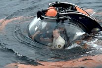 بوتين يغوص إلى أعماق الأسود 