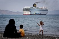 سوريون يوثقون هجرتهم الى اوروبا على الفايسبوك