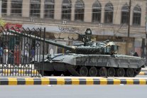 80 قتيلًا في 24 ساعة في معارك بتعز