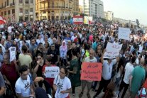 متظاهرو لبنان لـ