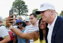 مواقف ترامب إزاء المهاجرين قد تكلّفه غاليا