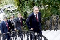 توقعات بسحب الملف السوري من روسيا