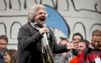 سياسي إيطالي: موجات الهجرة سببها حروبنا وأسلحتنا