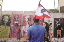 لبنان على مفترق طرق حاسم