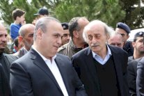 العلاقة بين جنبلاط ووهاب تصل إلى المحاكم