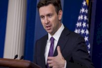 واشنطن تحذر من 