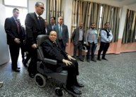 بوتفليقة يستعيد السيطرة على أجهزة الأمن والمخابرات