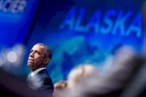 أوباما وسط أنهار الجليد في ألاسكا: 