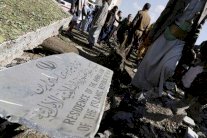 السفارة الإيرانية في صنعاء غرفة عمليات للحوثيين