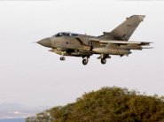 بريطانيا قد تشن ضربات اخرى ضد داعش في سوريا