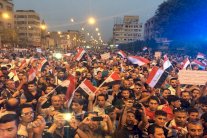 محتجو العراق يطالبون بتوقيتات لإنجاز الإصلاحات
