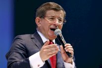 اوغلو: تركيا تحتاج حكومة من حزب واحد لمحاربة الارهاب