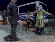 الأوروبيون لإستخدام القوة العسكرية ضد مهربي المهاجرين