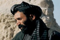 نجل الملا عمر يؤكد أن والده توفي لـ