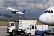 روسيا توسع مدرج مطار اللاذقية السوري