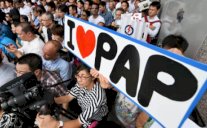 فتح مكاتب الاقتراع في الانتخابات التشريعية بسنغافورة