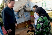 زيارة كاميرون للبنان للتخفيف من نزيف اللاجئين لأوروبا