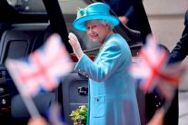 بريطاني يفاجأ برسالة من الملكة: مردود مع الشكر