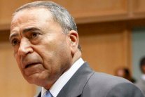 عملية سياسية تبدأ بوجود بشّار وتنتهي بزواله 