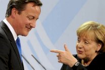 ميركل تعرض صفقة على كاميرون