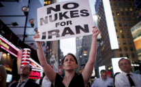 جمهوريون ضد الاتفاق النووي يتظاهرون أمام الكونغرس