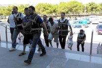 تركيا تعتقل اثنين من مهرّبي البشر 