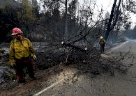 محاولات السيطرة على حرائق كاليفورنيا مستمرّة