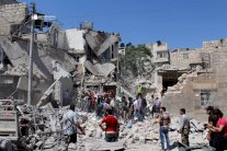 مقتل 11 مدنيًا في قصف للنظام في حلب