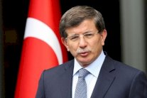 داود أوغلو يعين عضوين في الحكومة التركية