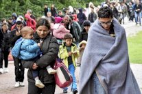 بريطانيا تتأهب لاستقبال أول دفعة من اللاجئين السوريين