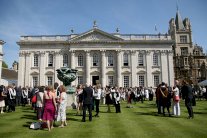 مؤسسة بريطانية تساعد أساتذة جامعات سوريين وعراقيين