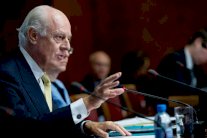 دي ميستورا يلتقي الهيئة السياسية للائتلاف 6 ساعات