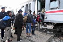 عيد أضحى حزين للاجئين المتجهين إلى أوروبا الغربية